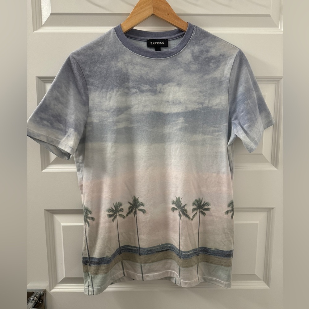 Express T-Shirt